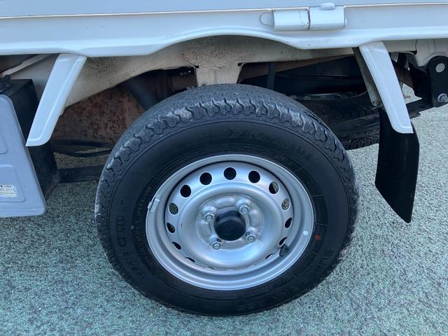 ハイゼットトラックスタンダードＳＡIIIｔ　４ＷＤ　ＭＴ　整備付き　１年保証荷台フロア長２，０３０ｍｍ・荷台幅１，４１０ｍｍ・防錆鋼鈑・ハロゲンヘッドランプ・マニュアルエアコン（山梨県）の中古車