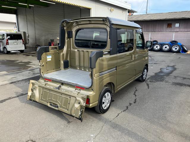 ハイゼットカーゴデッキバンＧ　２ＷＤ　ＣＶＴ　ディスプレイオーディオスマートアシスト・コーナーセンサー・ハロゲンヘッドランプ・マニュアルエアコン・撥水フルファブリックシート・プッシュエンジンスタート（山梨県）の中古車