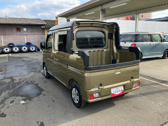 ハイゼットカーゴデッキバンＧ　２ＷＤ　ＣＶＴ　ディスプレイオーディオスマートアシスト・コーナーセンサー・ハロゲンヘッドランプ・マニュアルエアコン・撥水フルファブリックシート・プッシュエンジンスタート（山梨県）の中古車