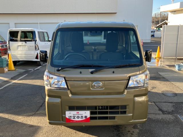 ハイゼットトラックスタンダード　４ＷＤ　ＣＶＴ　ＡＭ／ＦＭラジオデッキスマートアシスト・切り替え式４ＷＤ（ＣＶＴ車）・荷台フロア長２，０３０ｍｍ・荷台幅１，４１０ｍｍ・防錆鋼鈑・ハロゲンヘッドランプ・マニュアルエアコン（山梨県）の中古車