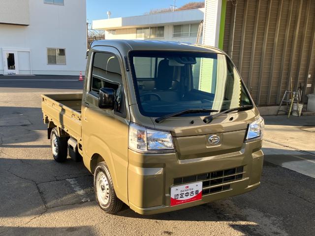 ハイゼットトラックスタンダード　４ＷＤ　ＣＶＴ　ＡＭ／ＦＭラジオデッキスマートアシスト・切り替え式４ＷＤ（ＣＶＴ車）・荷台フロア長２，０３０ｍｍ・荷台幅１，４１０ｍｍ・防錆鋼鈑・ハロゲンヘッドランプ・マニュアルエアコン（山梨県）の中古車