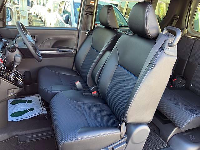 タントカスタムＸ　４ＷＤ　純正ナビ　パノラマモニタースマートアシスト・ＬＥＤヘッドランプ・プッシュエンジンスタート・１４インチアルミホイール・左側パワースライドドア・ＵＳＢソケット・オートエアコン・運転席助手席シートヒーター（山梨県）の中古車