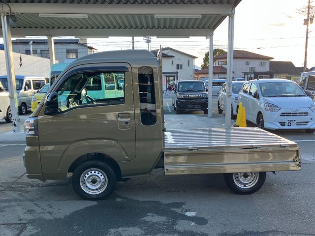 ハイゼットトラックジャンボエクストラ 4WD CVT CDデッキスマートアシスト・コーナーセンサー・切り替え式4WD(CVT車)・LEDヘッドランプ・LEDフォグランプ・LED大型作業灯・プッシュエンジンスタート(山梨県)の中古車