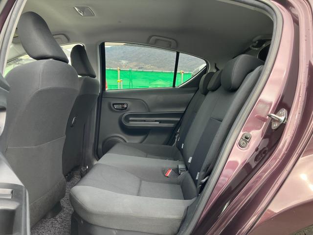 アクアＳ　整備付き　１年保証運転席エアバッグ　ＡＢＳ　プッシュ式エンジンスタートボタン　オートエアコン　電動格納ドアミラー　パワーウィンドウ（山梨県）の中古車