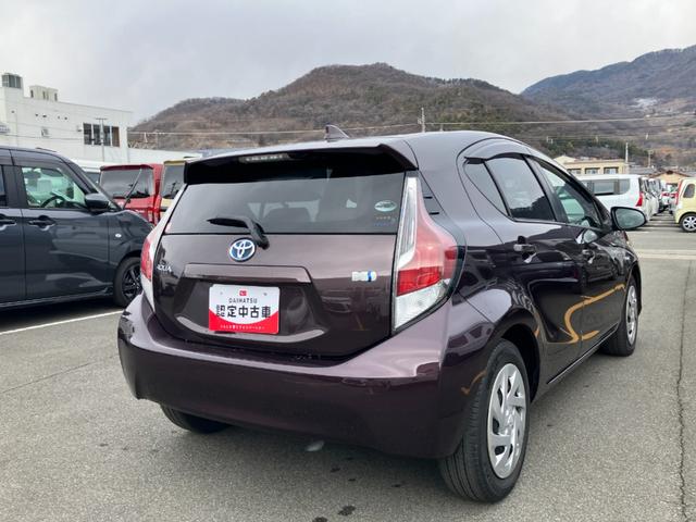 アクアＳ　整備付き　１年保証運転席エアバッグ　ＡＢＳ　プッシュ式エンジンスタートボタン　オートエアコン　電動格納ドアミラー　パワーウィンドウ（山梨県）の中古車