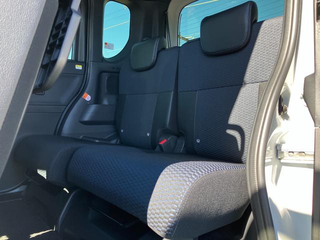 タントカスタムＲＳ　純正ナビゲーション　Ｂモニター　１年保証付きスマートアシスト・ＬＥＤヘッドライト・１５インチアルミホイール・両側パワースライドドア・ＵＳＢソケット・運転席助手席シートヒーター・レザー調Ｘフルファブリックシート・本革巻ステアリングホイール（山梨県）の中古車