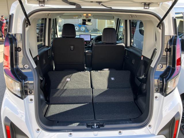 ムーヴＲＳ　１０インチナビ　パノラマモニタースマートアシスト・フルＬＥＤヘッドランプ・ＬＥＤフォグランプ・１４インチアルミホイール・プッシュエンジンスタート・両側パワースライドドア・ＵＳＢソケット（山梨県）の中古車