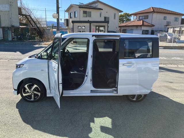 ムーヴＲＳ　１０インチナビ　パノラマモニタースマートアシスト・フルＬＥＤヘッドランプ・ＬＥＤフォグランプ・１４インチアルミホイール・プッシュエンジンスタート・両側パワースライドドア・ＵＳＢソケット（山梨県）の中古車