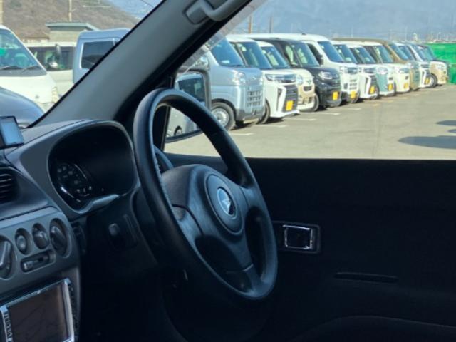 テリオスキッドカスタムX 整備付き 1年保証 ナビ現状渡しターボ エアバック メンテナンスノート ナビ アルミホイール ABS ETC ワンオーナー キーレスキー スマートキーシステム パートタイム4WD(山梨県)の中古車