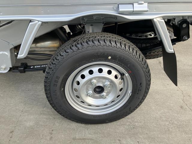 ハイゼットトラックスタンダード　４ＷＤ　ＣＶＴ　ＡＭ／ＦＭラジオデッキスマートアシスト・切り替え式４ＷＤ（ＣＶＴ車）・荷台フロア長２，０３０ｍｍ・荷台幅１，４１０ｍｍ・防錆鋼鈑・ハロゲンヘッドランプ・マニュアルエアコン（山梨県）の中古車