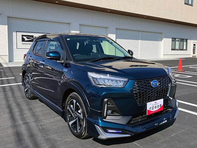 ロッキープレミアムG HEV 9ナビ モデリスタエアロ ETC2.0スマートアシスト・コーナーセンサー・ハイブリッド専用17インチアルミ・LEDヘッドランプ・(自動消灯システム)・シーケンシャルターンランプ・オートエアコン・運転席助手席シートヒーター(山梨県)の中古車