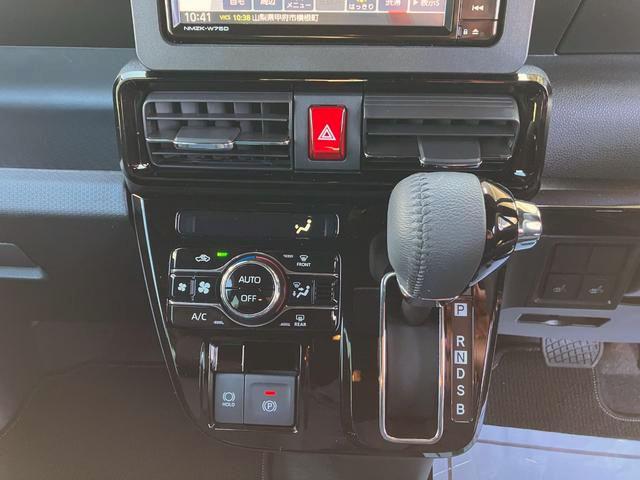 タントカスタムRS 純正ナビゲーション バックモニタースマートアシスト・LEDヘッドライト・15インチアルミホイール・両側パワースライドドア・USBソケット・運転席助手席シートヒーター・レザー調Xフルファブリックシート・本革巻ステアリングホイール(山梨県)の中古車