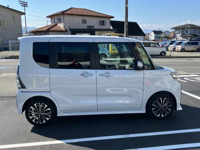 タントカスタムRS 純正ナビゲーション バックモニタースマートアシスト・LEDヘッドライト・15インチアルミホイール・両側パワースライドドア・USBソケット・運転席助手席シートヒーター・レザー調Xフルファブリックシート・本革巻ステアリングホイール(山梨県)の中古車