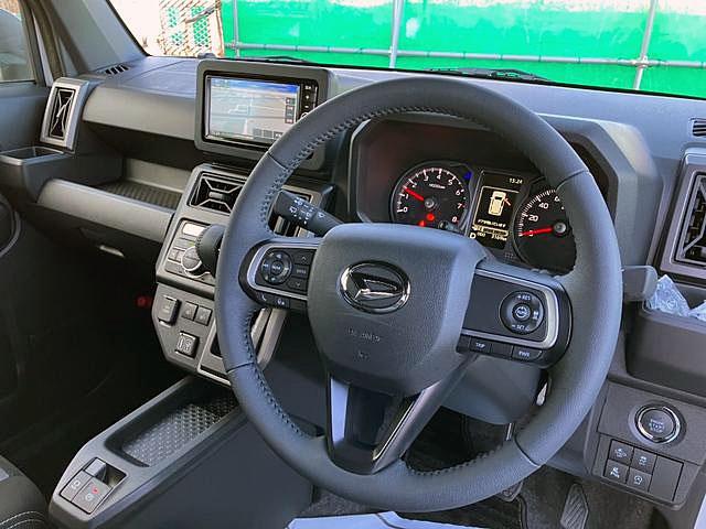 タフトG クロムベンチャー 純正ナビゲーション バックモニタースマートアシスト・15インチアルミ・LEDヘッドランプ・LEDフォグ・スカイフィールトップ・電動パーキング・運転席助手席シートヒーター・USBソケット(山梨県)の中古車