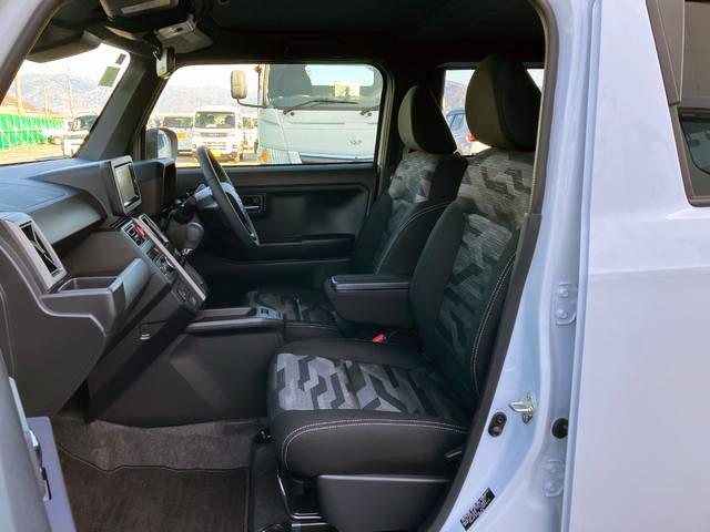 タフトG クロムベンチャー 純正ナビゲーション バックモニタースマートアシスト・15インチアルミ・LEDヘッドランプ・LEDフォグ・スカイフィールトップ・電動パーキング・運転席助手席シートヒーター・USBソケット(山梨県)の中古車