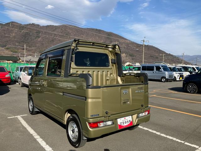 ハイゼットカーゴデッキバンＧ　４ＷＤ　ＡＴ　整備付き　１年保証４ＷＤ車　エアバッグ　ＡＢＳ　１オーナー　パワーウィンドウ（山梨県）の中古車