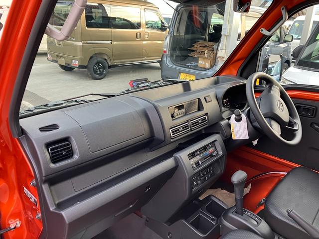 ハイゼットトラックスタンダード　農用スペシャル　ＡＭ／ＦＭラジオデッキスマートアシスト・コーナーセンサー・切り替え式４ＷＤ（ＣＶＴ車）・スーパーデフロック・ハロゲンヘッドランプ・マニュアルエアコン・リア４枚リーフスプリング（山梨県）の中古車