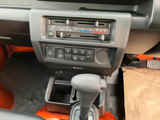 ハイゼットトラックスタンダード　農用スペシャル　ＡＭ／ＦＭラジオデッキスマートアシスト・コーナーセンサー・切り替え式４ＷＤ（ＣＶＴ車）・スーパーデフロック・ハロゲンヘッドランプ・マニュアルエアコン・リア４枚リーフスプリング（山梨県）の中古車