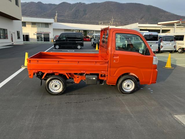 ハイゼットトラックスタンダード　農用スペシャル　ＡＭ／ＦＭラジオデッキスマートアシスト・コーナーセンサー・切り替え式４ＷＤ（ＣＶＴ車）・スーパーデフロック・ハロゲンヘッドランプ・マニュアルエアコン・リア４枚リーフスプリング（山梨県）の中古車
