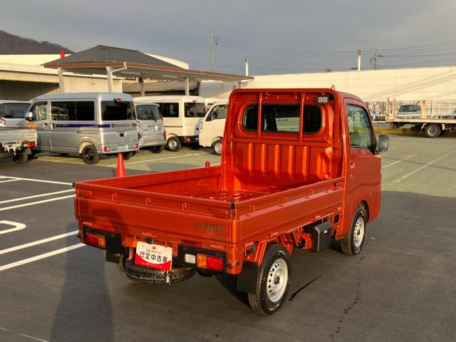 ハイゼットトラックスタンダード　農用スペシャル　ＡＭ／ＦＭラジオデッキスマートアシスト・コーナーセンサー・切り替え式４ＷＤ（ＣＶＴ車）・スーパーデフロック・ハロゲンヘッドランプ・マニュアルエアコン・リア４枚リーフスプリング（山梨県）の中古車