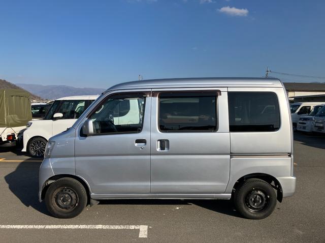 ハイゼットカーゴクルーズ　４ＷＤ　整備付き　１年保証　内外装確認切替４ＷＤ　エアバッグ　ＡＢＳ付　１オーナー　定期点検記録簿　電動格納ドアミラーマニュアルエアコ　パワーウィンドウ（山梨県）の中古車