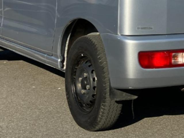 ハイゼットカーゴクルーズ　４ＷＤ　整備付き　１年保証　内外装確認切替４ＷＤ　エアバッグ　ＡＢＳ付　１オーナー　定期点検記録簿　電動格納ドアミラーマニュアルエアコ　パワーウィンドウ（山梨県）の中古車