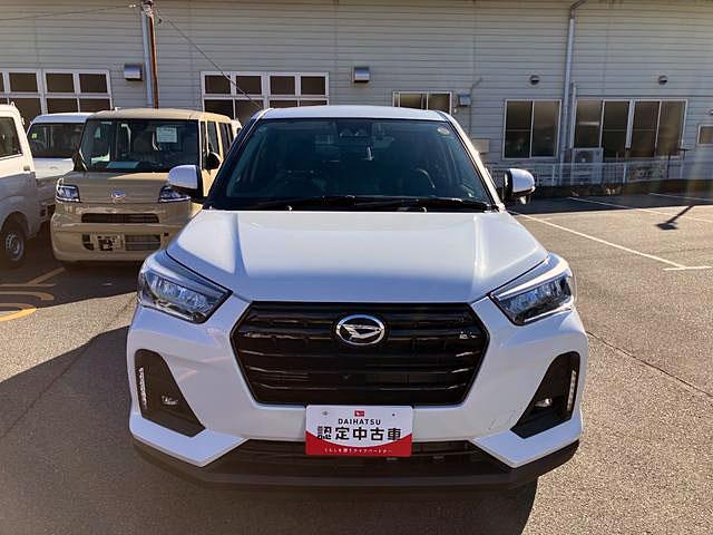 ロッキープレミアムＧ　９インチナビ　パノラマモニタースマートアシスト・コーナーセンサー・１７インチアルミ・ＬＥＤヘッドランプ・（自動消灯システム）・オートエアコン・プッシュエンジンスタート（山梨県）の中古車