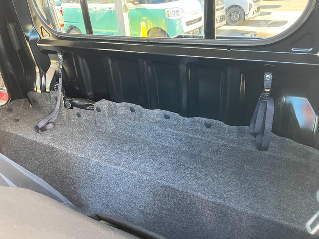 ハイゼットトラックジャンボエクストラ　オーディオレス　ＣＶＴ　４ＷＤスマートアシスト・コーナーセンサー・切り替え式４ＷＤ（ＣＶＴ車）・荷台フロア長１，９９０ｍｍ・荷台長１，６５０ｍｍ・荷台幅１，４１０ｍｍ・マニュアルエアコン（山梨県）の中古車