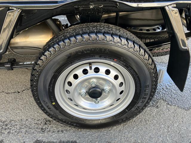 ハイゼットトラックジャンボエクストラ　オーディオレス　ＣＶＴ　４ＷＤスマートアシスト・コーナーセンサー・切り替え式４ＷＤ（ＣＶＴ車）・荷台フロア長１，９９０ｍｍ・荷台長１，６５０ｍｍ・荷台幅１，４１０ｍｍ・マニュアルエアコン（山梨県）の中古車