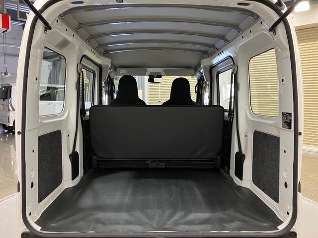 ハイゼットカーゴスペシャル　４ＷＤ　　整備付き　１年保証スマートアシスト・コーナーセンサー・３モード電子制御４ＷＤ（ＣＶＴ車）・荷室長１，９１５ｍｍ・荷室幅１，４１０ｍｍ・荷室高１，２５０ｍｍ・ハロゲンヘッドランプ・マニュアルエアコン（山梨県）の中古車