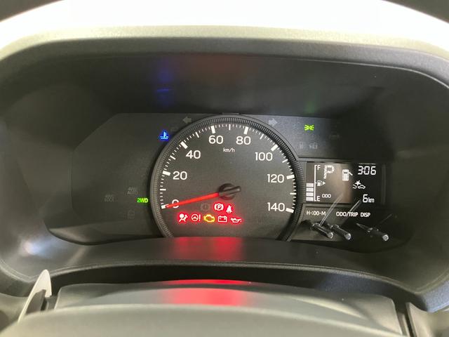 ハイゼットカーゴデラックス　４ＷＤ　ＣＶＴスマートアシスト・コーナーセンサー・３モード電子制御４ＷＤ（ＣＶＴ車）・荷室長１，９１５ｍｍ・荷室幅１，４１０ｍｍ・荷室高１，２５０ｍｍ・ハロゲンヘッドランプ・マニュアルエアコン（山梨県）の中古車