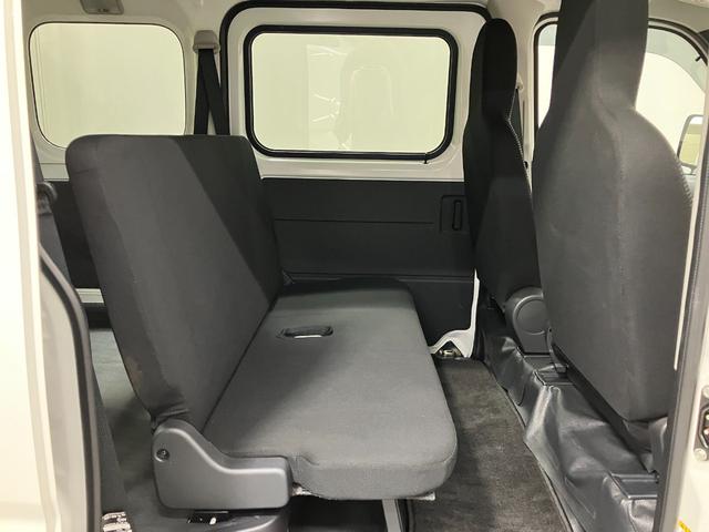 ハイゼットカーゴデラックス　４ＷＤ　ＣＶＴスマートアシスト・コーナーセンサー・３モード電子制御４ＷＤ（ＣＶＴ車）・荷室長１，９１５ｍｍ・荷室幅１，４１０ｍｍ・荷室高１，２５０ｍｍ・ハロゲンヘッドランプ・マニュアルエアコン（山梨県）の中古車