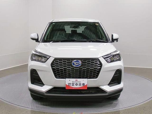 ロッキーX HEV 純正ナビ パノラマモニター 前後ドラレコスマートアシスト・コーナーセンサー・ハイブリッド専用17インチアルミ・LEDヘッドランプ・(自動消灯システム)・シーケンシャルターンランプ・オートエアコン・運転席助手席シートヒーター(山梨県)の中古車