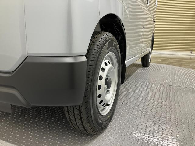 ハイゼットカーゴデラックス　４ＷＤ　ＣＶＴスマートアシスト・コーナーセンサー・３モード電子制御４ＷＤ（ＣＶＴ車）・荷室長１，９１５ｍｍ・荷室幅１，４１０ｍｍ・荷室高１，２５０ｍｍ・ハロゲンヘッドランプ・マニュアルエアコン（山梨県）の中古車