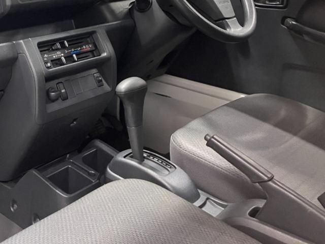 ハイゼットトラックスタンダード 4WD AT 整備付き 1年保証ワンオーナー車 整備記録簿 シングルエアバッグ エアコン付 パワステ ABS 4WD(山梨県)の中古車