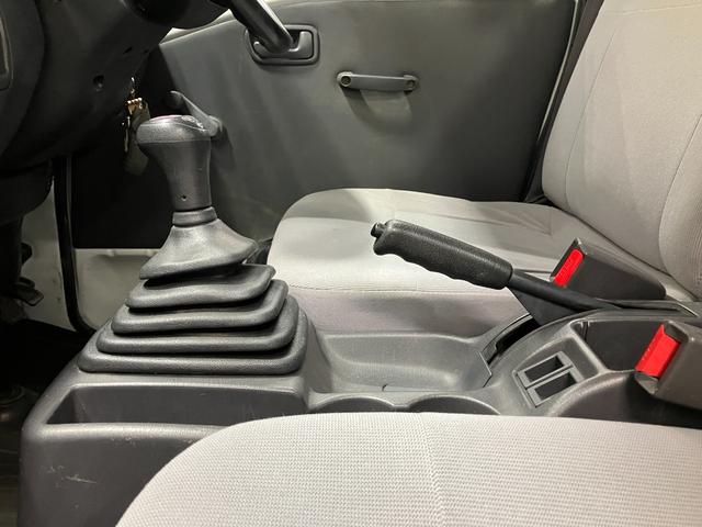 サンバートラックＴＢ　４ＷＤ　ＭＴ　整備付き１年保証（山梨県）の中古車