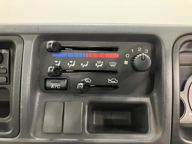 サンバートラックＴＢ　４ＷＤ　ＭＴ　整備付き１年保証（山梨県）の中古車