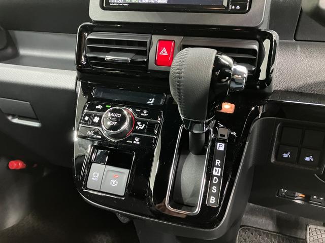 タントカスタムＲＳリミテッド　純正ナビ　パノラマモニタースマートアシスト・ＬＥＤヘッドライト・１５インチアルミホイール・両側パワースライドドア・ＵＳＢソケット・運転席助手席シートヒーター・レザー調Ｘフルファブリックシート・本革巻ステアリングホイール（山梨県）の中古車