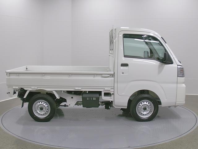 ハイゼットトラックスタンダード　４ＷＤ　ＣＶＴ　ＡＭ／ＦＭラジオデッキスマートアシスト・切り替え式４ＷＤ（ＣＶＴ車）・荷台フロア長２，０３０ｍｍ・荷台幅１，４１０ｍｍ・防錆鋼鈑・ハロゲンヘッドランプ・マニュアルエアコン（山梨県）の中古車