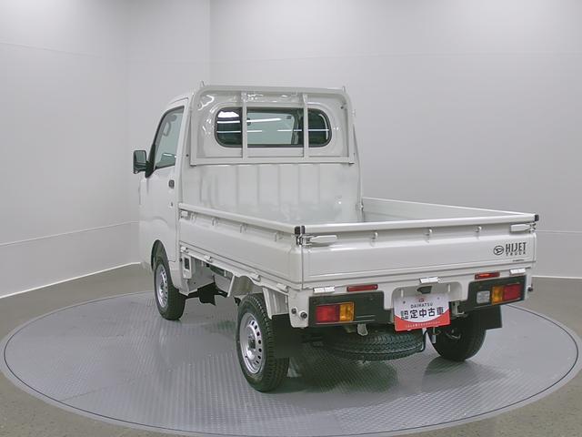 ハイゼットトラックスタンダード　４ＷＤ　ＣＶＴ　ＡＭ／ＦＭラジオデッキスマートアシスト・切り替え式４ＷＤ（ＣＶＴ車）・荷台フロア長２，０３０ｍｍ・荷台幅１，４１０ｍｍ・防錆鋼鈑・ハロゲンヘッドランプ・マニュアルエアコン（山梨県）の中古車