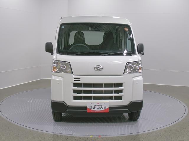 ハイゼットカーゴデラックス 4WD CVT AM/FMラジオデッキスマートアシスト・コーナーセンサー・3モード電子制御4WD(CVT車)・荷室長1,915mm・荷室幅1,410mm・荷室高1,250mm・ハロゲンヘッドランプ・マニュアルエアコン(山梨県)の中古車