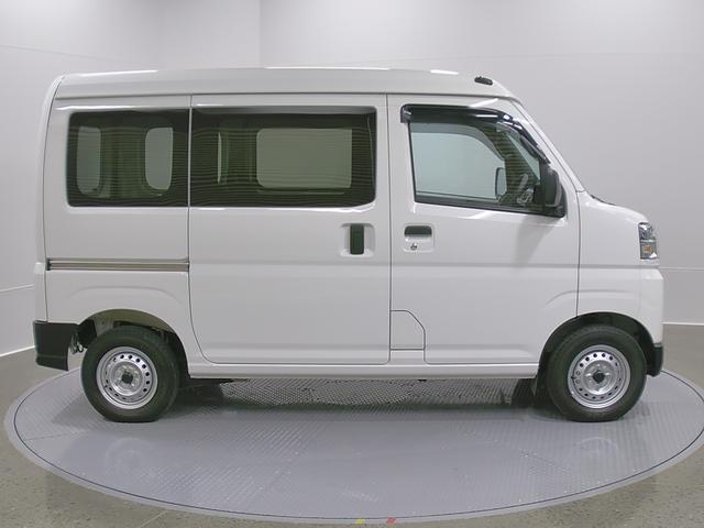 ハイゼットカーゴデラックス 4WD CVT AM/FMラジオデッキスマートアシスト・コーナーセンサー・3モード電子制御4WD(CVT車)・荷室長1,915mm・荷室幅1,410mm・荷室高1,250mm・ハロゲンヘッドランプ・マニュアルエアコン(山梨県)の中古車