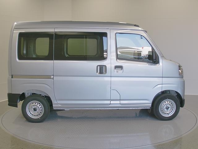 ハイゼットカーゴデラックス　４ＷＤ　ＣＶＴ　　ＡＭ／ＦＭラジオデッキスマートアシスト・コーナーセンサー・３モード電子制御４ＷＤ（ＣＶＴ車）・荷室長１，９１５ｍｍ・荷室幅１，４１０ｍｍ・荷室高１，２５０ｍｍ・ハロゲンヘッドランプ・マニュアルエアコン（山梨県）の中古車