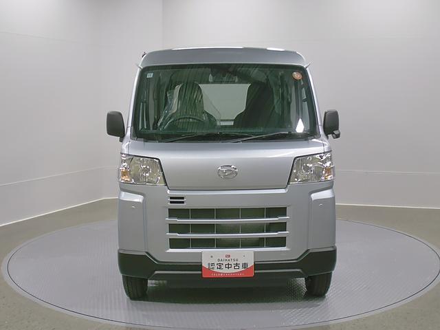 ハイゼットカーゴデラックス　４ＷＤ　ＣＶＴ　ＡＭ／ＦＭラジオデッキスマートアシスト・コーナーセンサー・３モード電子制御４ＷＤ（ＣＶＴ車）・荷室長１，９１５ｍｍ・荷室幅１，４１０ｍｍ・荷室高１，２５０ｍｍ・ハロゲンヘッドランプ・マニュアルエアコン（山梨県）の中古車
