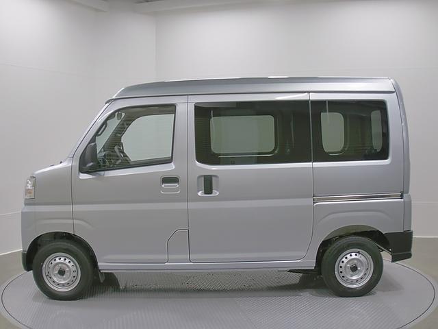 ハイゼットカーゴデラックス　４ＷＤ　ＣＶＴ　ＡＭ／ＦＭラジオデッキスマートアシスト・コーナーセンサー・３モード電子制御４ＷＤ（ＣＶＴ車）・荷室長１，９１５ｍｍ・荷室幅１，４１０ｍｍ・荷室高１，２５０ｍｍ・ハロゲンヘッドランプ・マニュアルエアコン（山梨県）の中古車
