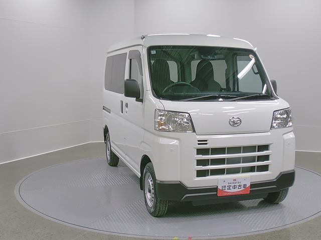 ハイゼットカーゴデラックス　４ＷＤ　ＣＶＴ　ＡＭ／ＦＭラジオデッキスマートアシスト・コーナーセンサー・３モード電子制御４ＷＤ（ＣＶＴ車）・荷室長１，９１５ｍｍ・荷室幅１，４１０ｍｍ・荷室高１，２５０ｍｍ・ハロゲンヘッドランプ・マニュアルエアコン（山梨県）の中古車