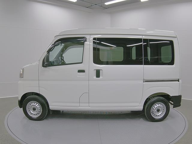 ハイゼットカーゴデラックス　４ＷＤ　ＣＶＴ　ＡＭ／ＦＭラジオデッキスマートアシスト・コーナーセンサー・３モード電子制御４ＷＤ（ＣＶＴ車）・荷室長１，９１５ｍｍ・荷室幅１，４１０ｍｍ・荷室高１，２５０ｍｍ・ハロゲンヘッドランプ・マニュアルエアコン（山梨県）の中古車