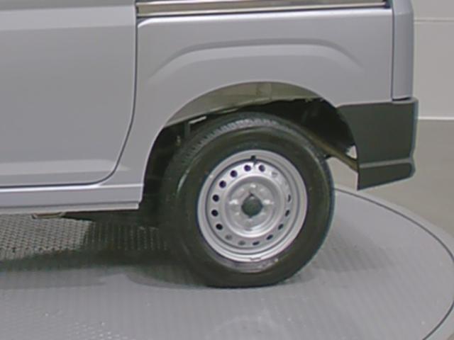 ハイゼットカーゴデラックス　４ＷＤ　ＣＶＴ　ＡＭ／ＦＭラジオデッキスマートアシスト・コーナーセンサー・３モード電子制御４ＷＤ（ＣＶＴ車）・荷室長１，９１５ｍｍ・荷室幅１，４１０ｍｍ・荷室高１，２５０ｍｍ・ハロゲンヘッドランプ・マニュアルエアコン（山梨県）の中古車