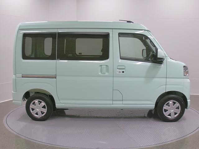 ハイゼットカーゴクルーズ　４ＷＤ　ＣＶＴ　オーディオレススマートアシスト・コーナーセンサー・３モード電子制御４ＷＤ（ＣＶＴ車）・荷室長１，９１５ｍｍ・荷室幅１，４１０ｍｍ・荷室高１，２５０ｍｍ・ハロゲンヘッドランプ・マニュアルエアコン（山梨県）の中古車
