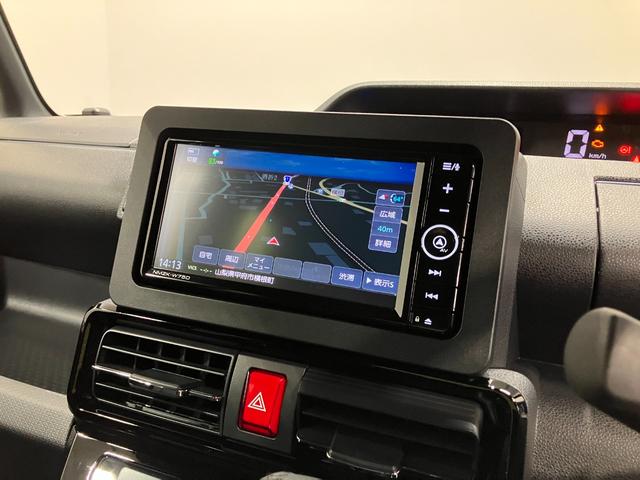 タントカスタムＲＳリミテッド　４ＷＤ　純正ナビ　パノラマモニタースマートアシスト・ＬＥＤヘッドライト・１５インチアルミホイール・両側パワースライドドア・ＵＳＢソケット・運転席助手席シートヒーター・レザー調Ｘフルファブリックシート・本革巻ステアリングホイール（山梨県）の中古車